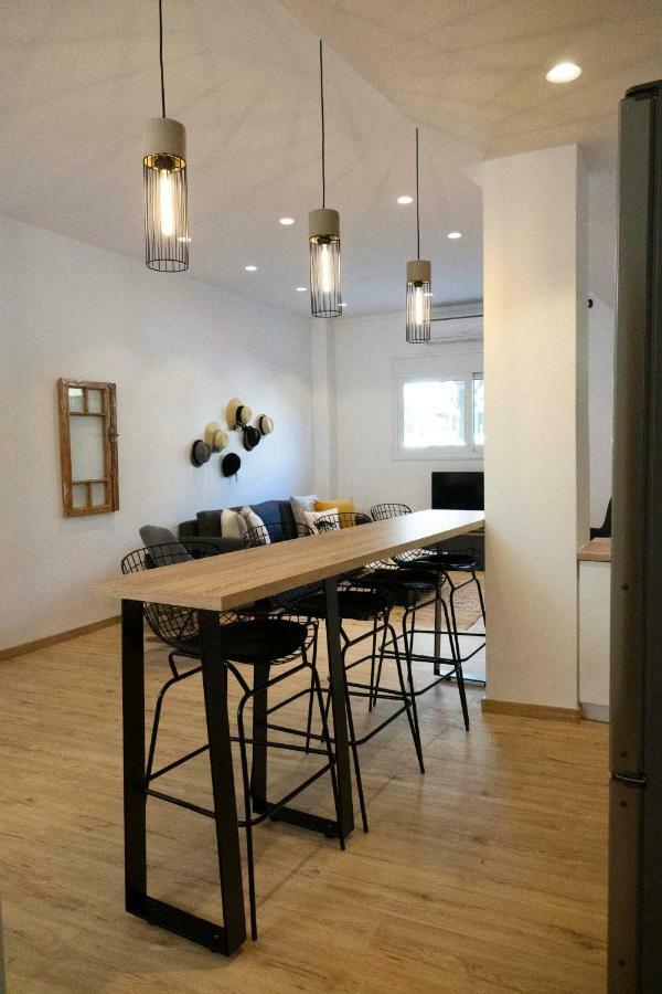 Appartamento Modern 2Bed 2Bath Loft In Acropolis Area Atene Esterno foto